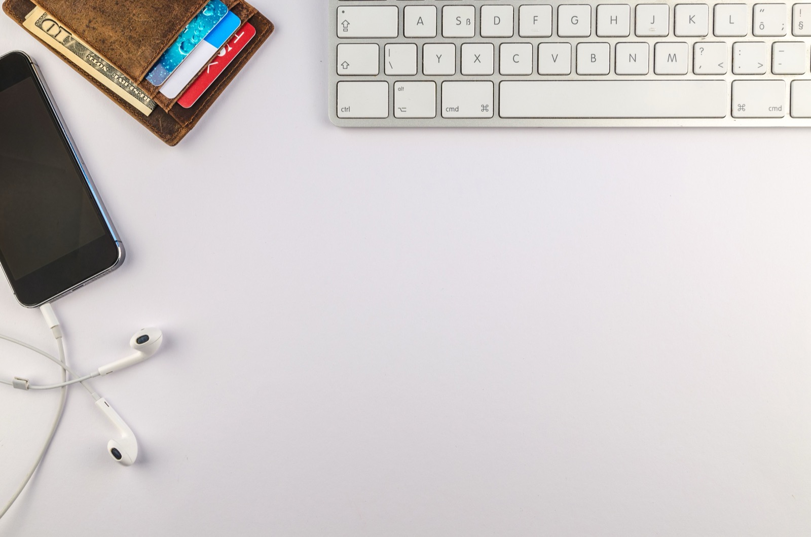 MagSafe 磁鐵會傷手機、消磁悠遊卡嗎?
