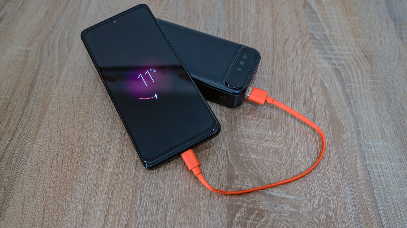 行動電源自己充要多久?看的是輸入功率不是容量